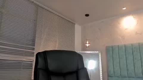 Snapshot of mia_velmont chatting on 07-09-26, 02:48 Miaaa online show from 07-09-26, 02:48