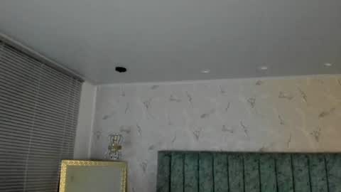 Snapshot of mia_velmont chatting on 07-23-26, 03:15 Miaaa online show from 07-23-26, 03:15