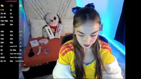 Mia Victoria online show from 07-21-26, 02:25