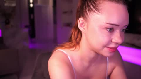 VixenMia online show from 12-15-25, 03:44