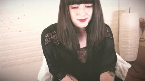 Snapshot of mia_wallase chatting on 09-09-25, 09:20 mia_wallase online show from 09-09-25, 09:20