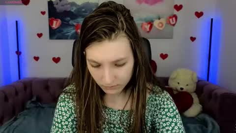 Mia online show from 02-14-26, 10:45