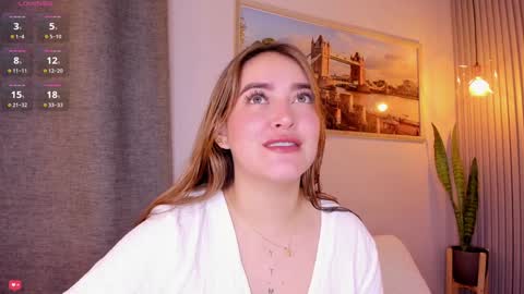 Mia White  online show from 01-07-25, 12:52