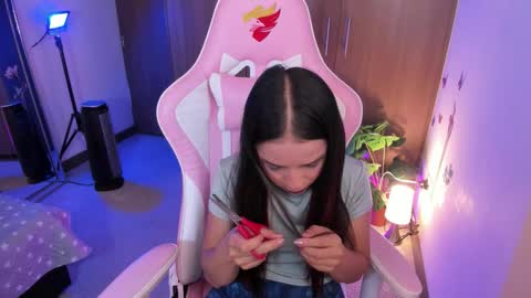 mia  nicolle online show from 01-16-26, 12:03