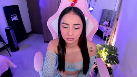 mia  nicolle online show from 04-13-26, 10:15