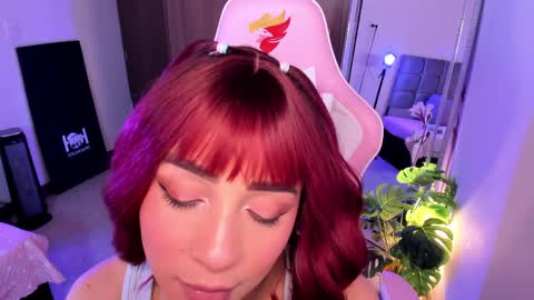 mia  nicolle online show from 04-15-26, 12:50