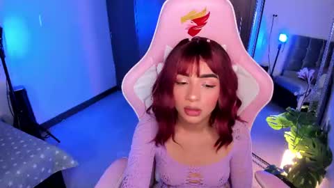 mia  nicolle online show from 06-11-26, 04:10