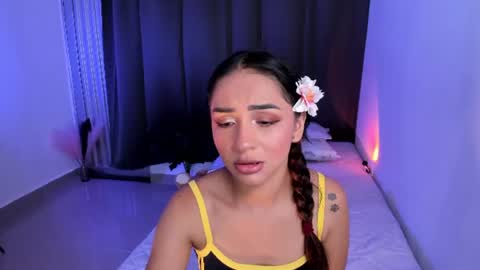 mia  nicolle online show from 07-04-26, 03:45