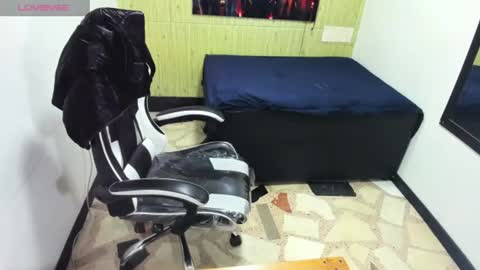       online show from 07-19-26, 03:32