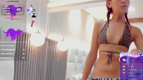 Snapshot of miaa_sofiaa chatting on 02-04-25, 11:06 mia sofia online show from 02-04-25, 11:06