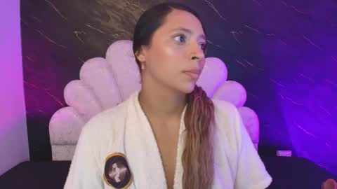 Mia online show from 05-23-26, 12:09