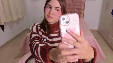 Mia  online show from 07-21-26, 03:53