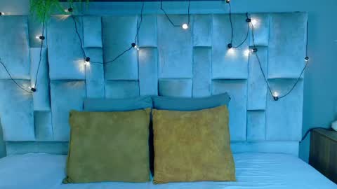 miaanderson__ online show from 05-14-26, 12:23