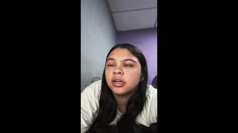 miaandjuan_ online show from 07-15-26, 09:42