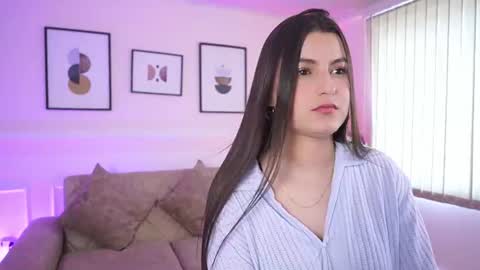 Mia Sinclair online show from 08-01-26, 07:13