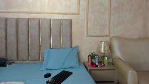 Miaasummer online show from 03-24-26, 11:48