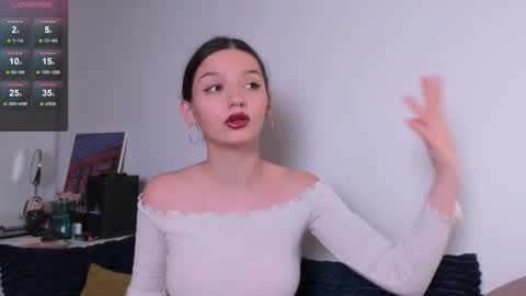 mia online show from 06-01-26, 10:22