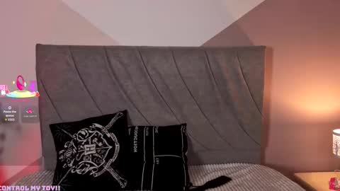 Snapshot of miablack_k chatting on 10-11-25, 09:13 miablack_k online show from 10-11-25, 09:13