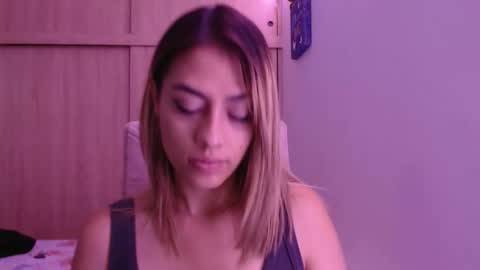 Miia  online show from 01-17-26, 04:06