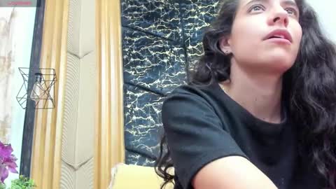 MiaCours online show from 04-23-26, 09:17