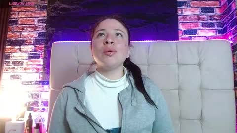 miadoll303av online show from 10-25-25, 04:20