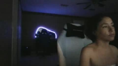 Snapshot of miaellababy chatting on 06-11-26, 02:53 miaellababy online show from 06-11-26, 02:53