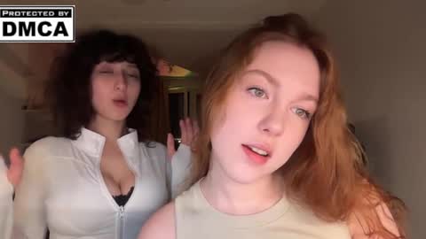 Snapshot of miafleur chatting on 05-18-26, 11:10 Mia online show from 05-18-26, 11:10