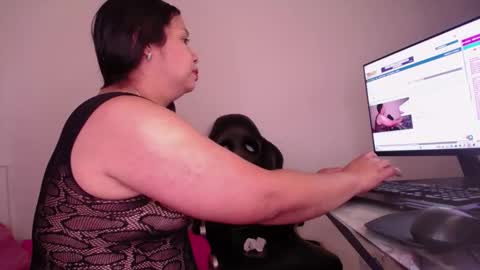 mia online show from 02-18-26, 01:45