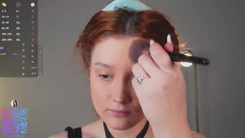 Mia online show from 01-11-26, 01:38