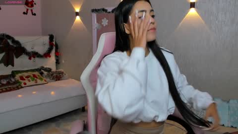 Mia Gomez online show from 12-27-24, 12:56