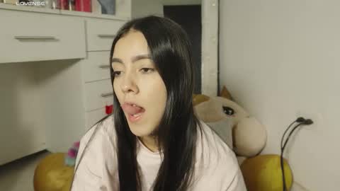 Mia Gomez online show from 10-29-25, 04:15