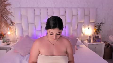 mia greys  online show from 06-23-26, 08:29