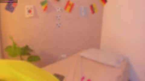 Snapshot of miah_luv chatting on 06-27-26, 07:19 Miah online show from 06-27-26, 07:19