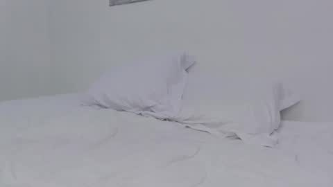 Snapshot of miahale chatting on 01-31-25, 03:30 Ms Mia Owner Of Your Mind online show from 01-31-25, 03:30