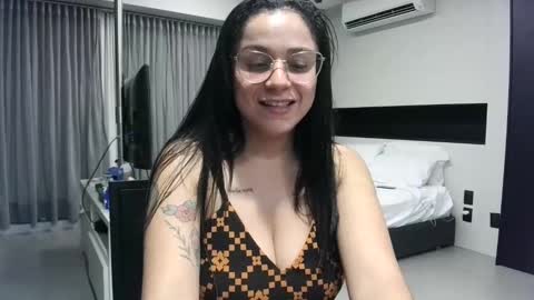 Snapshot of miahale chatting on 02-27-25, 02:42 Ms Mia Owner Of Your Mind online show from 02-27-25, 02:42