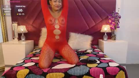 Snapshot of miahantonelli chatting on 05-15-26, 07:54 miahantonelli online show from 05-15-26, 07:54