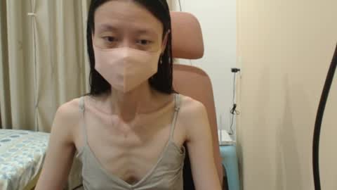 miahchan68 online show from 04-10-26, 03:28