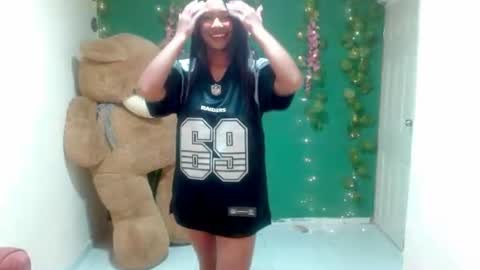 miaisabella905137 online show from 07-15-26, 02:55