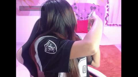 miaisabella905137 online show from 07-17-26, 02:45
