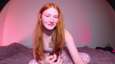 Snapshot of miakeler chatting on 12-14-24, 09:02 milanaaaa online show from 12-14-24, 09:02