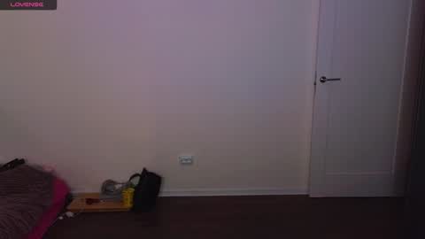 Snapshot of miakeler chatting on 02-08-25, 04:14 milanaaaa online show from 02-08-25, 04:14