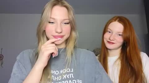 Snapshot of miakeler chatting on 03-12-25, 06:33 milanaaaa online show from 03-12-25, 06:33