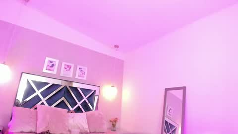 Snapshot of miakhalifa_7 chatting on 03-07-25, 05:49 Mia Khalifa online show from 03-07-25, 05:49