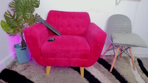 Snapshot of miakhalifa_7 chatting on 10-09-25, 04:10 Mia Khalifa online show from 10-09-25, 04:10