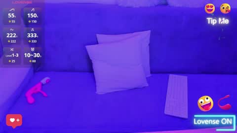 Snapshot of miakittyy chatting on 05-23-26, 08:13 Mia Kittyy online show from 05-23-26, 08:13