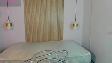 mialane3 online show from 06-20-26, 11:24