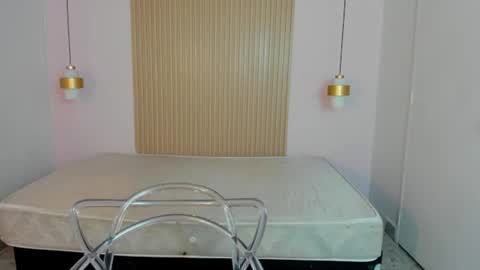 mialane3 online show from 07-01-26, 11:45