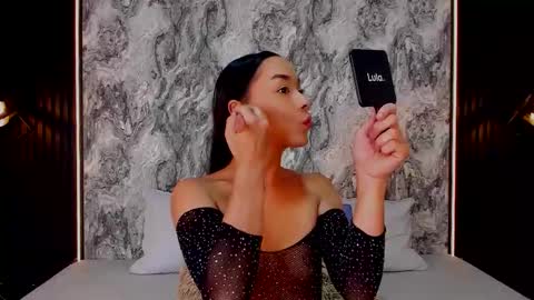 Mia Larouse online show from 02-01-26, 07:23