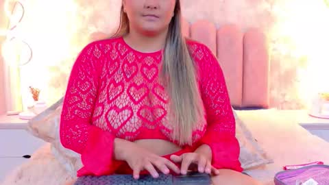 Mia online show from 04-09-26, 04:34