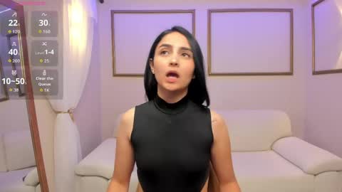 mialiore_ online show from 06-01-26, 12:29